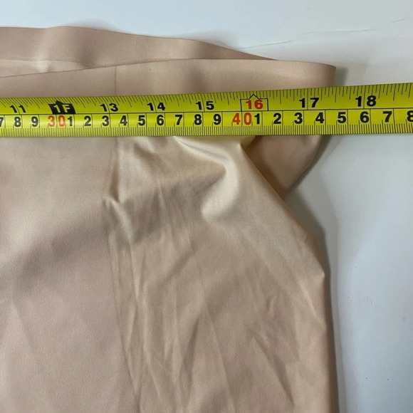 Spanx Nude Shape wear Short Briefs Size 3XL - Picture 7 of 9